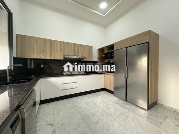 splendide-villa-meublee-a-louer-souissi-lmenzeh-big-18