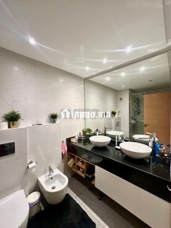 appartement-haut-de-gamme-de-183-m2-non-meuble-big-6