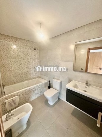 superbe-appartement-3-chambres-avec-vue-mer-impren-big-7