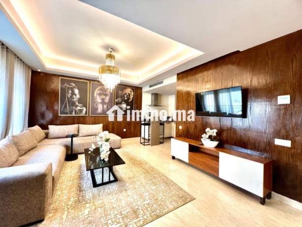 a-louer-studio-meublee-a-ghandi-54m2-big-1