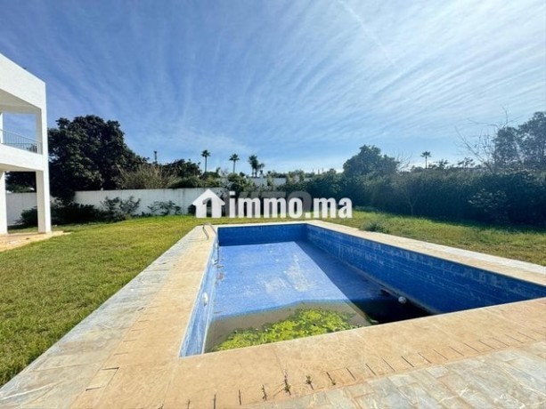 villa-avec-piscine-a-vendre-harhoura-big-6