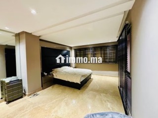 Grand appartement a coté marroco mall - Appartement à vendre