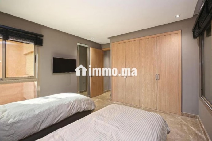 grand-appartement-a-cote-marroco-mall-big-4