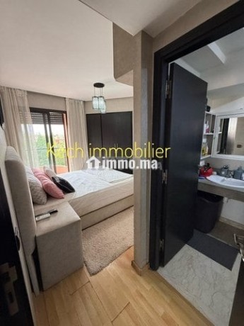 joli-appartement-3-chambres-meuble-piscine-big-2