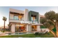 villa-de-luxe-meuble-moderne-4-suites-small-0