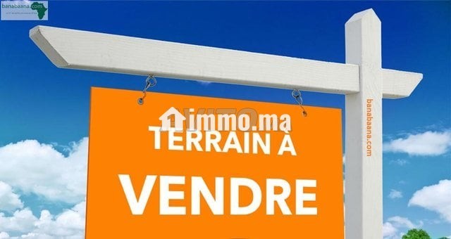 terrain-de-300m2-3emes-etage-big-0