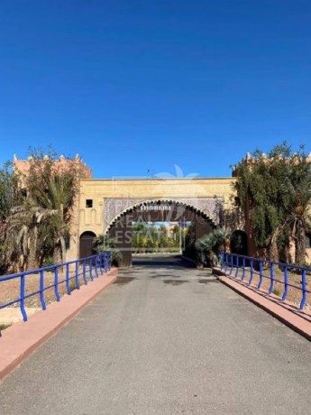 splendide-villa-a-vendre-sur-la-route-de-lourika-big-4