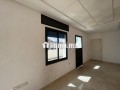 plateau-bureau-en-location-small-1