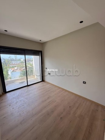 beau-studio-a-vendre-a-oasis-1-belle-chambre-fenetres-avec-double-vitrage-et-porte-blindee-big-3