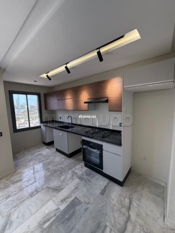 beau-studio-a-vendre-a-oasis-1-belle-chambre-fenetres-avec-double-vitrage-et-porte-blindee-big-5
