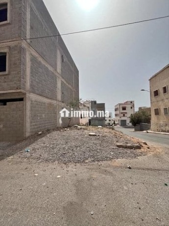 bkaa-ardy-b-anza-alhsny-100mtr-big-0