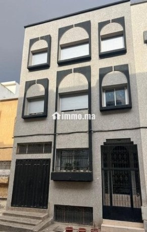 tres-belle-maison-hadj-fateh-quartier-calme-big-3