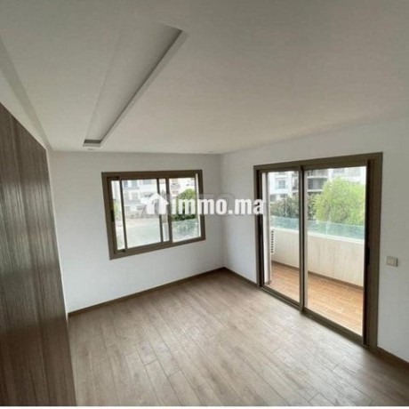 bel-appt-vide-3-chambres-a-louer-big-4