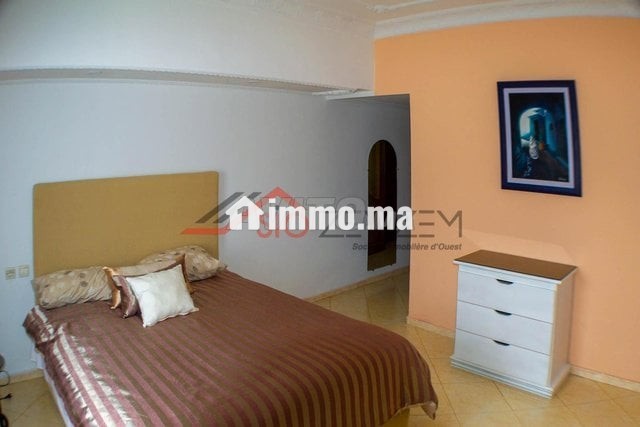 magnifique-villa-de-606-m2-avec-piscine-et-jardin-big-12