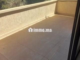 villa-moderne-vide-a-louer-longue-duree-targa