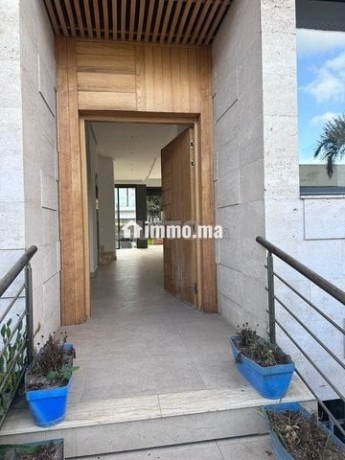splendide-villa-avec-piscine-a-ain-diab-big-5