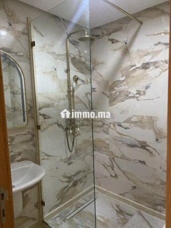 appartement-a-louer-98-m2-a-casablanca-big-5