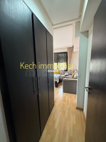 joli-appartement-3-chambres-meuble-avec-piscine-big-4