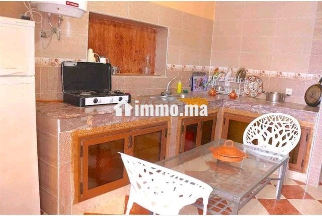 appartement-avec-terrasse-au-centre-big-1