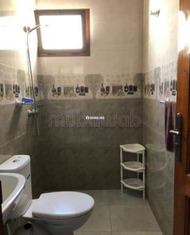 appartement-de-vacances-a-louer-a-raounak-superficie-72-m2-double-vitrage-et-chauffage-central-big-2
