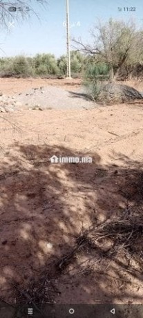 ard-llbyaa-almsah-800mtr-tryk-gmaa-aghmat-big-3