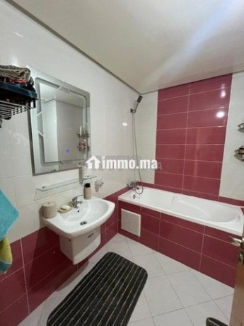 appartement-lumineux-2-chambres-avec-vue-piscine-big-6