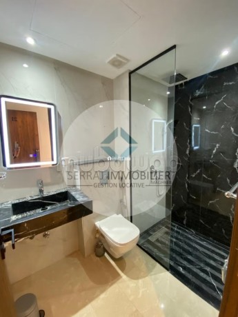 a-louer-studio-meuble-rue-beitlahm-palmier-big-0