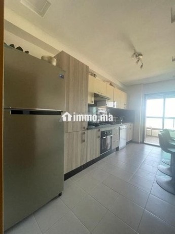 superbe-appartement-de-103m2-a-louer-avec-vue-su-big-9