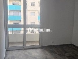 apparte-vide-a-louer-avec-garage-sahat-al-madina