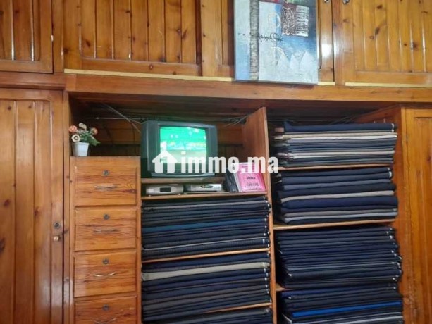 local-commercial-titre-big-2