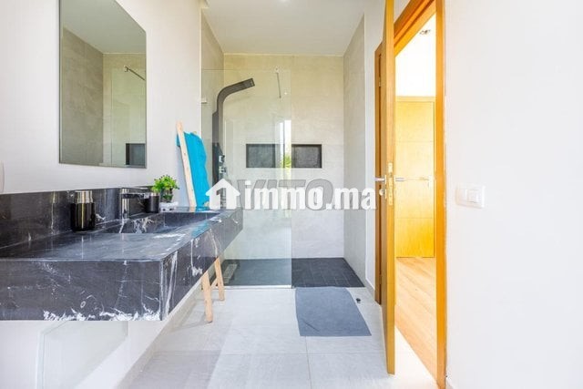 villa-haut-standing-a-marrakech-big-7