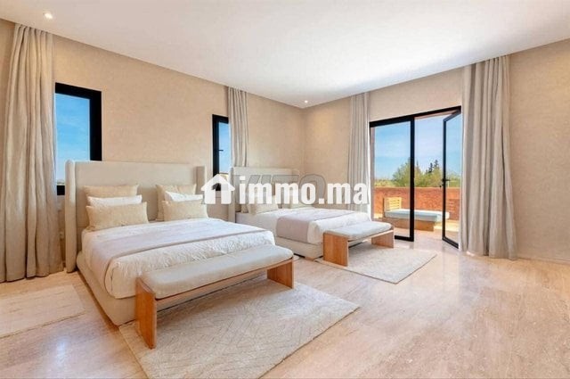 villa-4-chambre-targa-meuble-piscine-big-1