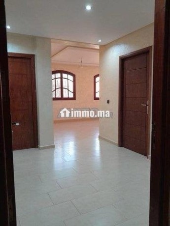 maison-r2-commerciale-haut-standing-big-7