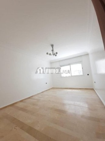 appart-200m-4ch-proche-rond-point-sport-big-1