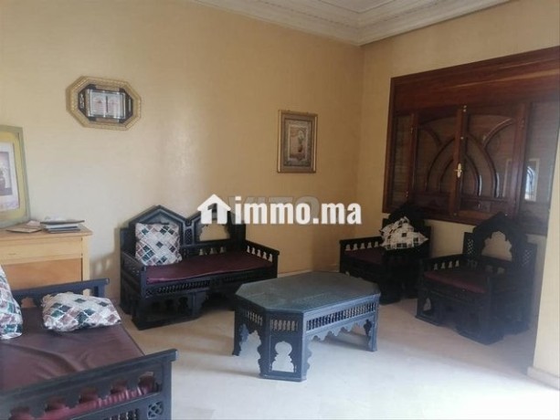 elegante-villa-haut-standing-batie-sur-395m2-big-4