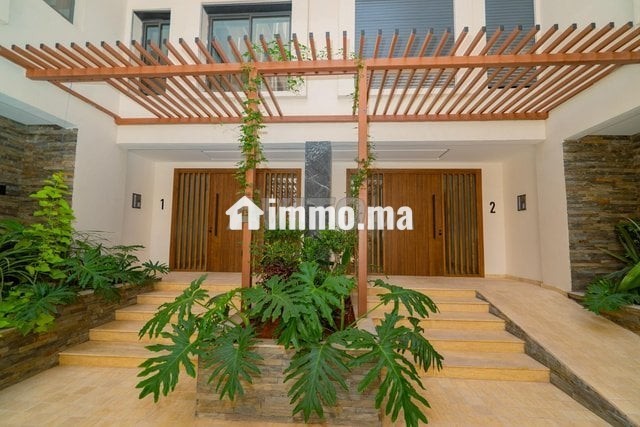 a-louer-studio-neuf-meuble-avec-terrasse-et-garage-big-1