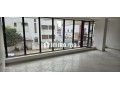 location-plateau-bureau-de-65m2-small-3