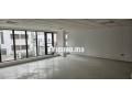 location-plateau-bureau-de-65m2-small-4