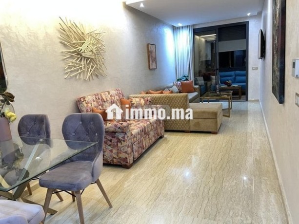 superbe-studio-meuble-neuf-avec-dressing-et-balcon-big-0