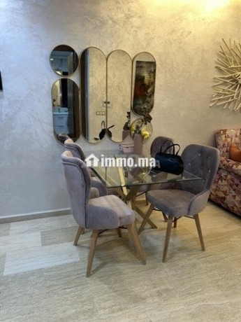 superbe-studio-meuble-neuf-avec-dressing-et-balcon-big-1