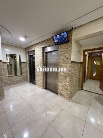 studio-a-louer-50-m2-a-casablanca-big-7