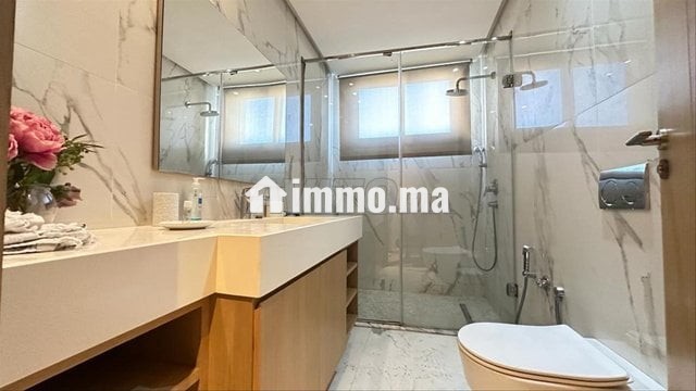 appart-96m-meuble-luxe-a-les-princesses-big-2