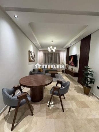 apparemment-location-big-0
