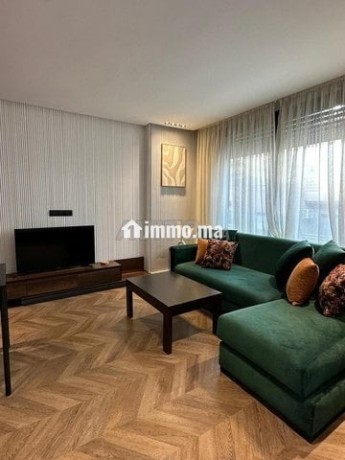studio-de-luxe-a-louer-quartier-des-hopitaux-big-0