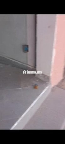 deux-magasins-pres-de-dar-sokkar-avenue-m6-big-2
