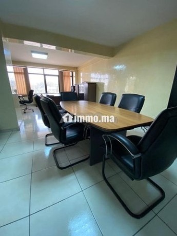 bureau-equipe-bon-etat-big-3