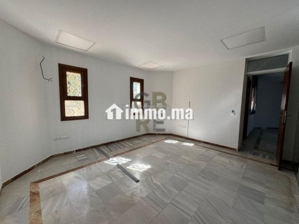 villa-en-location-a-hay-riad-big-0