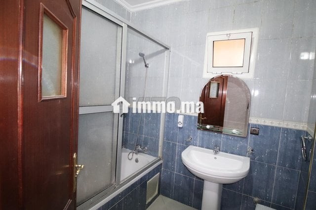 appartement-vide-a-louer-120-m2-a-tanger-big-4
