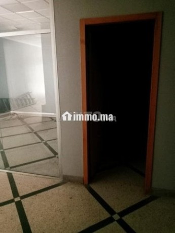 a-vendre-un-local-commercial-big-4