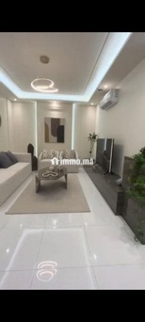 villa-piscine-interieur-chaufee-big-5